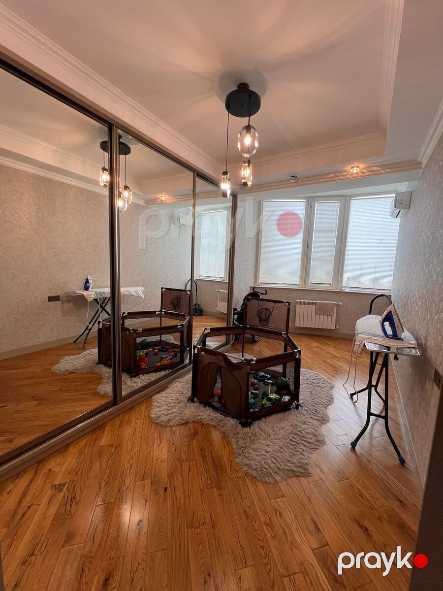 Satılır 4 otaqlı yeni tikili 200 m² — Mənzil, Bakı (8)