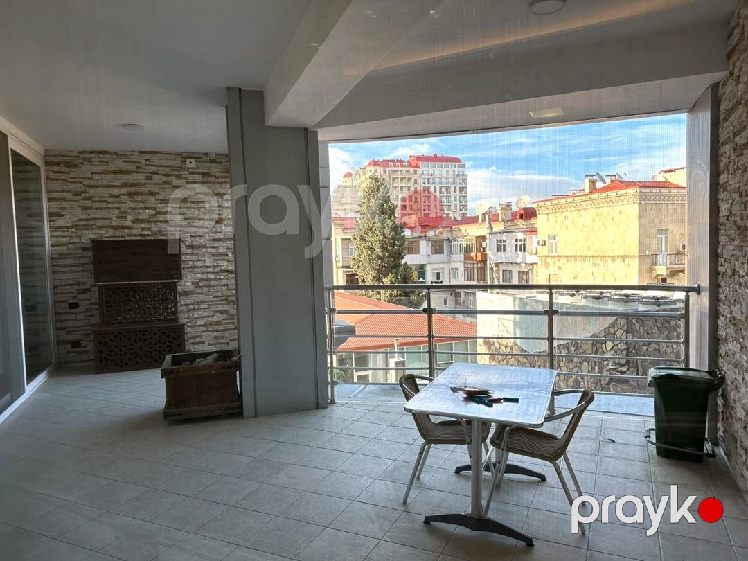 Satılır 4 otaqlı yeni tikili 233 m² — Mənzil, Bakı (7)