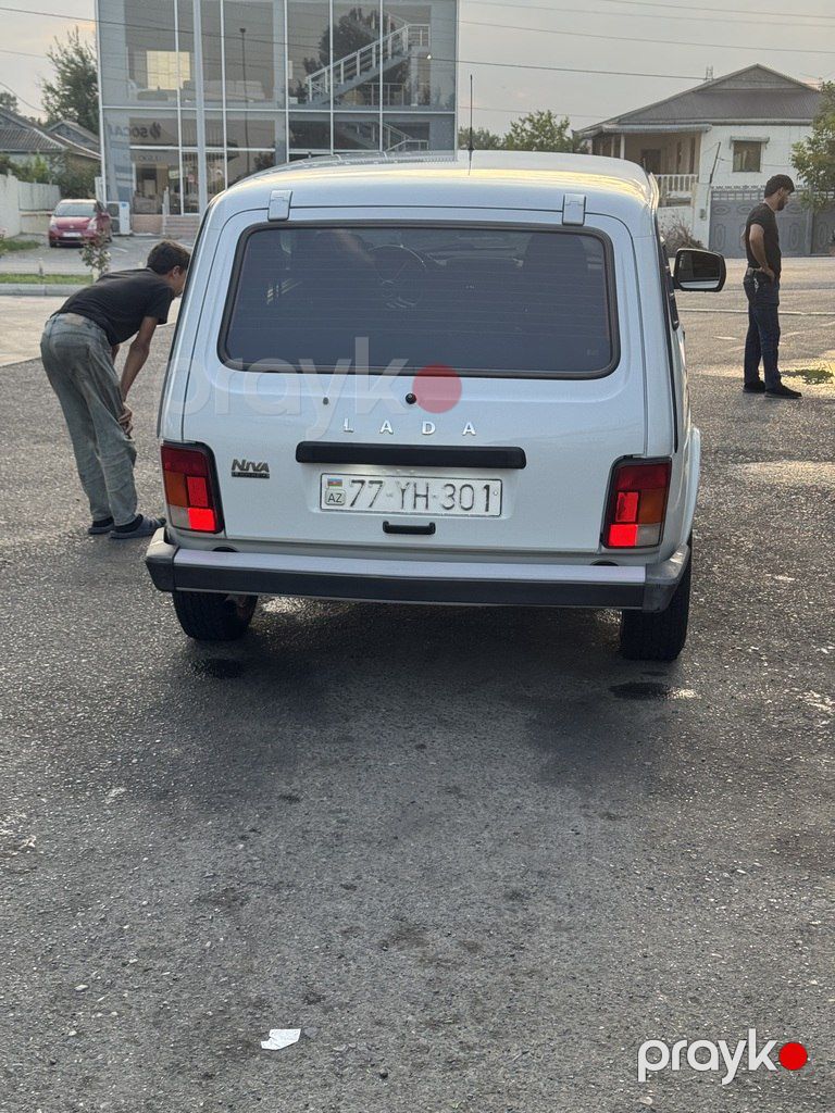Lada (VAZ) Niva, 1.7 L, 2024 il, 61 000 km — Avtomobillər, Bakı (9)