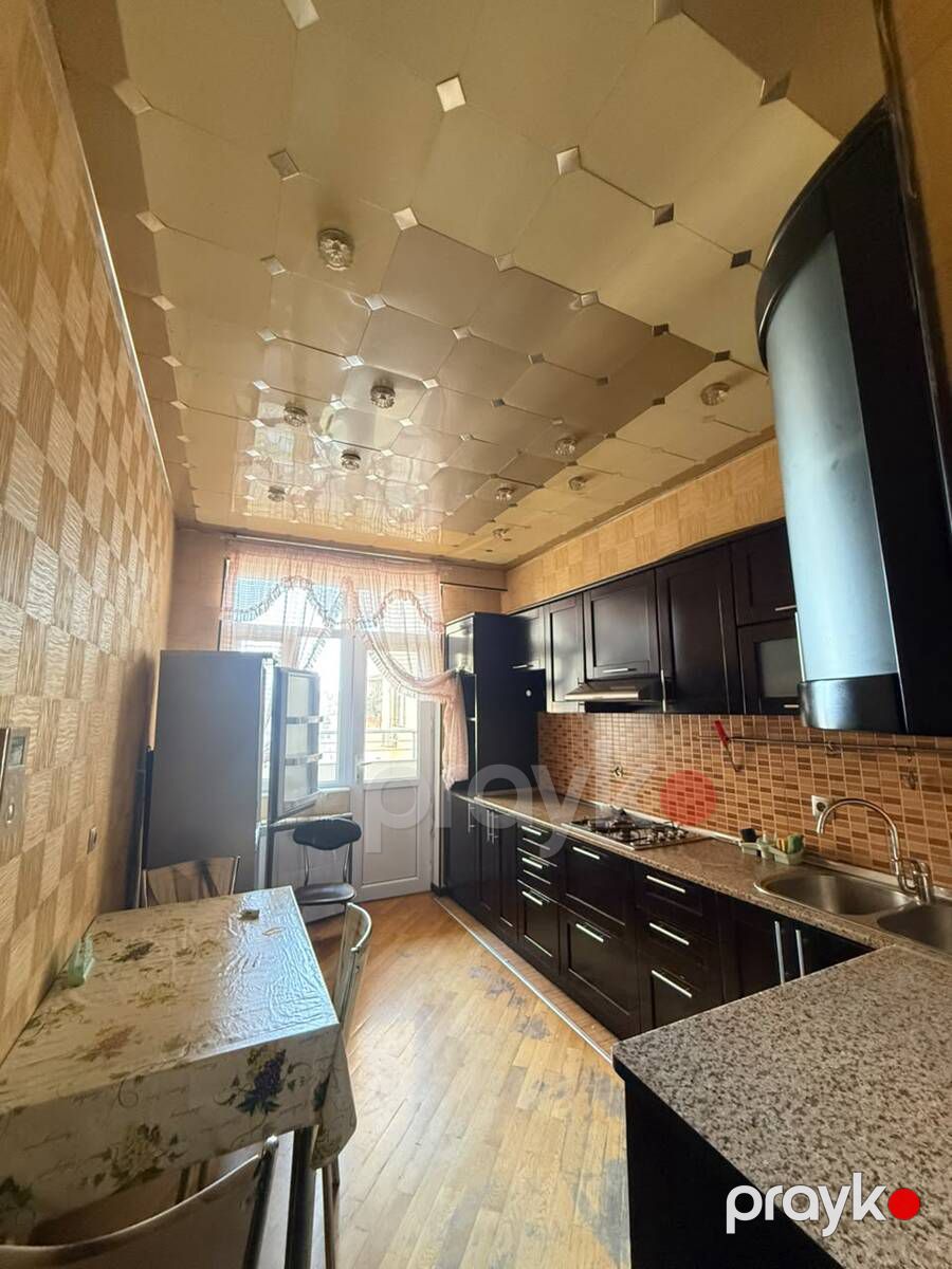 Satılır 3 otaqlı köhnə tikili 110 m² — Mənzil, Bakı (8)