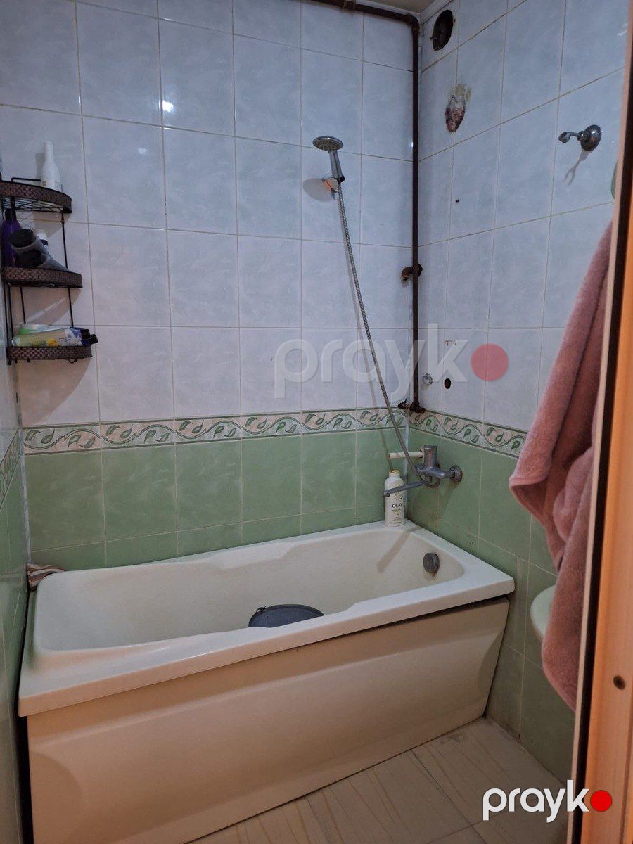 Satılır 2 otaqlı köhnə tikili 50 m² — Mənzil, Bakı (6)