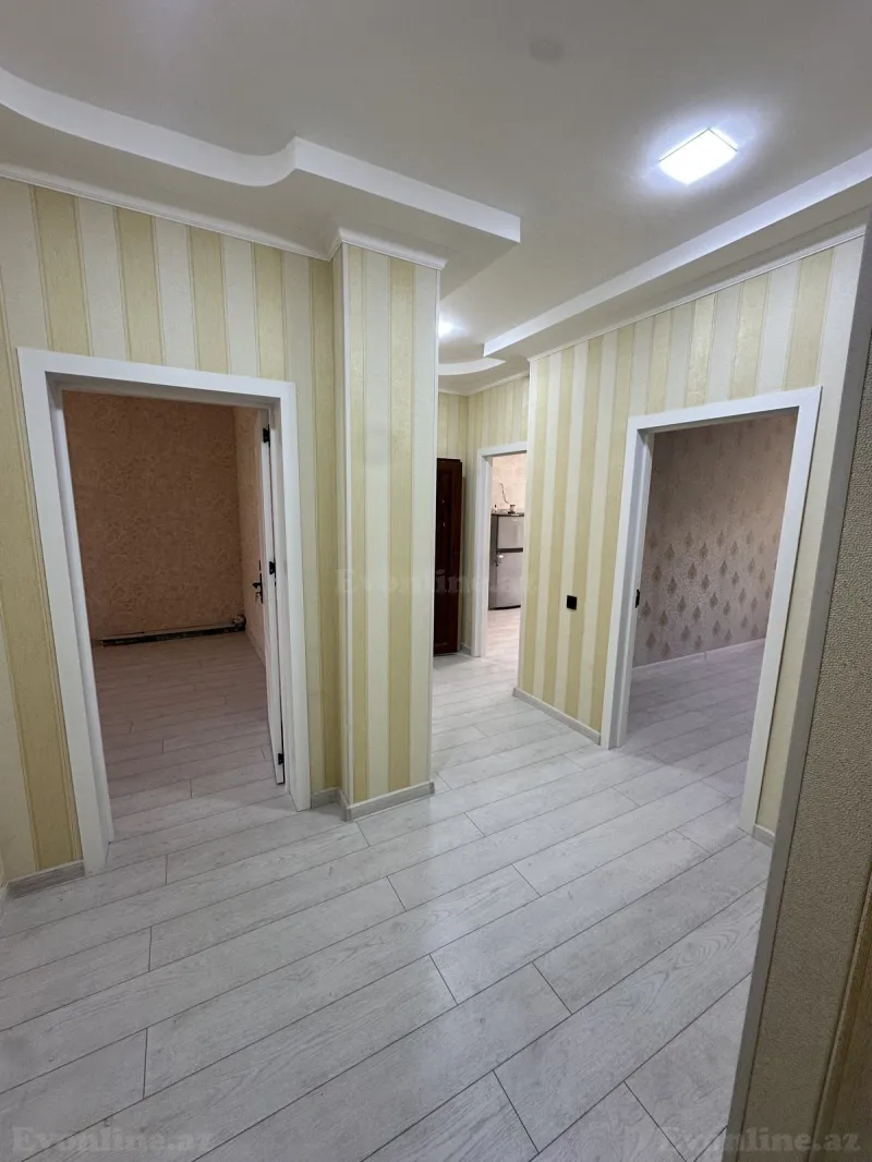 Satılır 2 otaqlı Mənzil Köhnə tikili 74 m² Bakı, Abşeron r — Mənzil, Bakı (5)