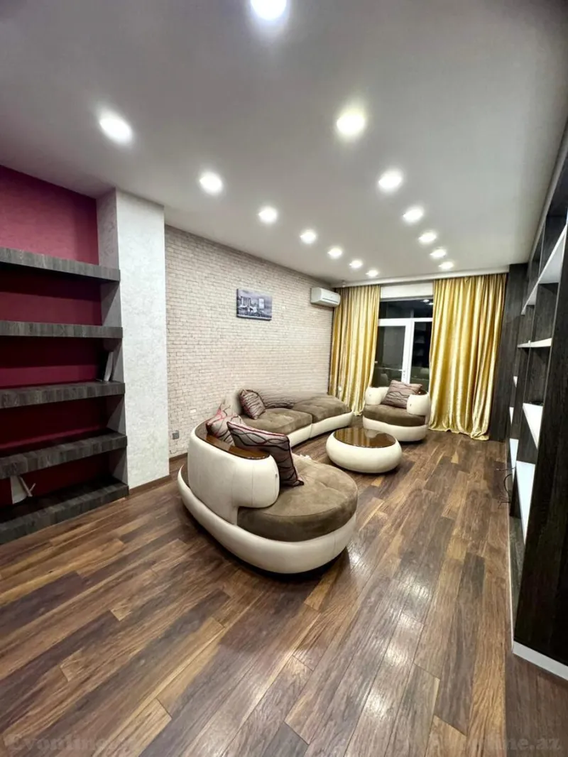 Kirayə verilir 4 otaqlı Mənzil Yeni tikili 200 m² Bakı, Xətai r., Ağ şəhər — Bakı