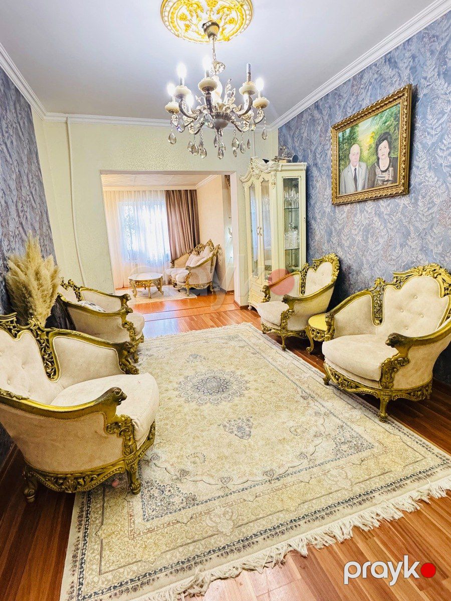 Satılır 4 otaqlı köhnə tikili 100 m² — Mənzil, Bakı (6)