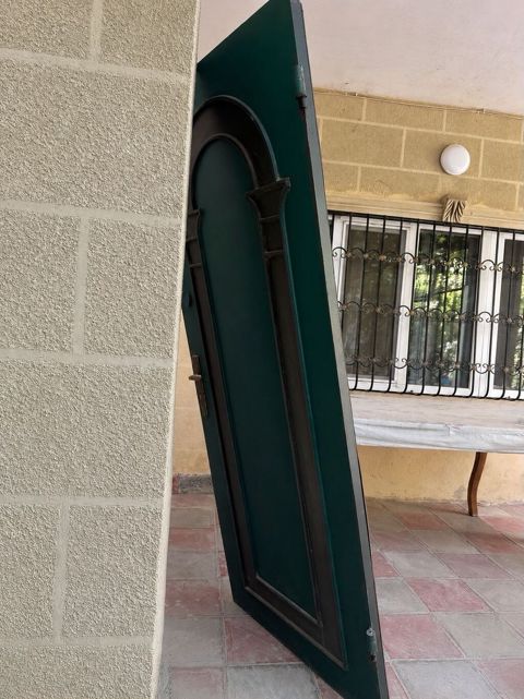 Seyf qapi 200/80sm 120azn Qaracuxur 4252 leliMetal giriş qapısı — Digah