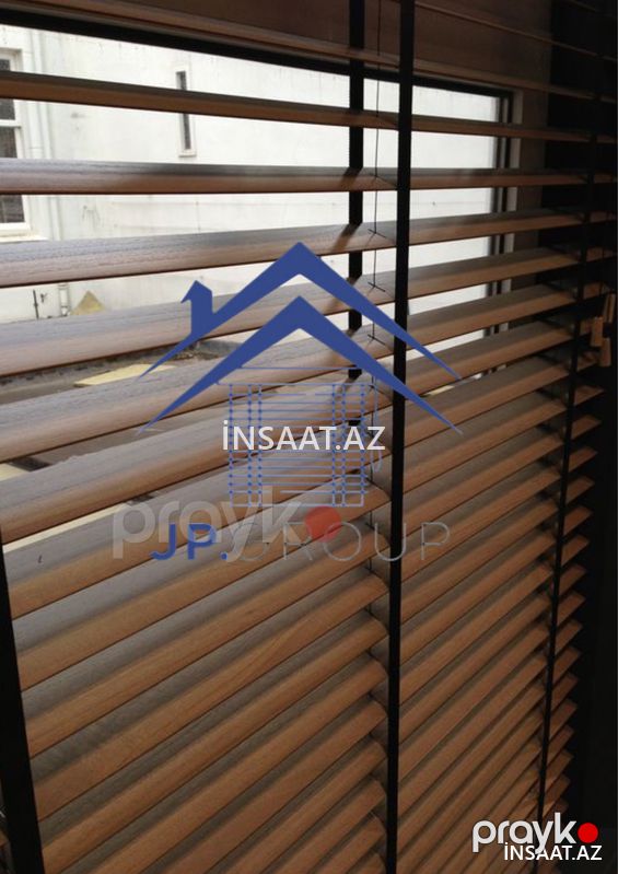 Jalüz Taxta — Pəncərələr, qapılar, balkonlar, Bakı (3)
