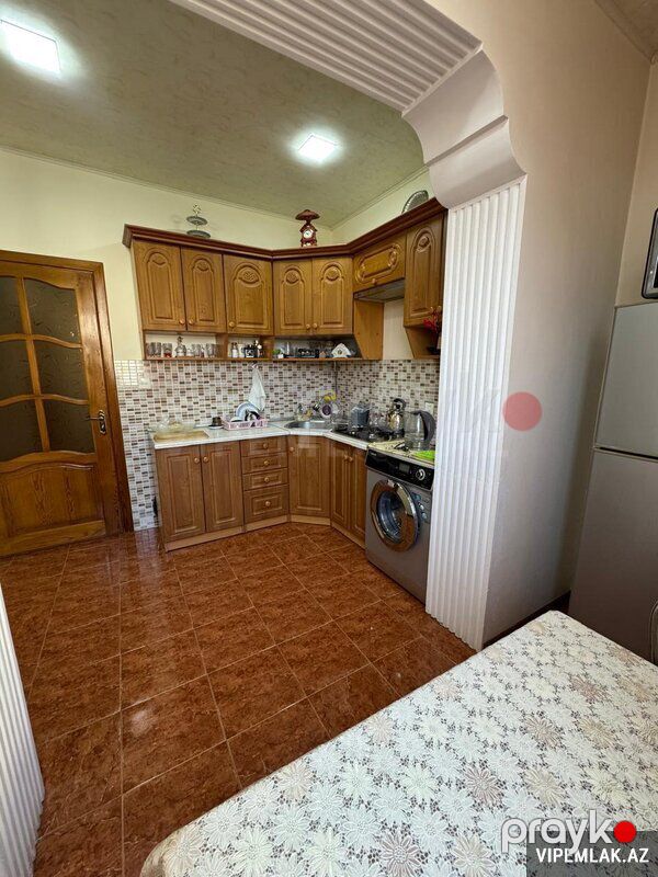Yasamal rayonunda 4 otaqlı Köhnə tikili Satılır, 110 m² — Mənzil, Bakı (7)