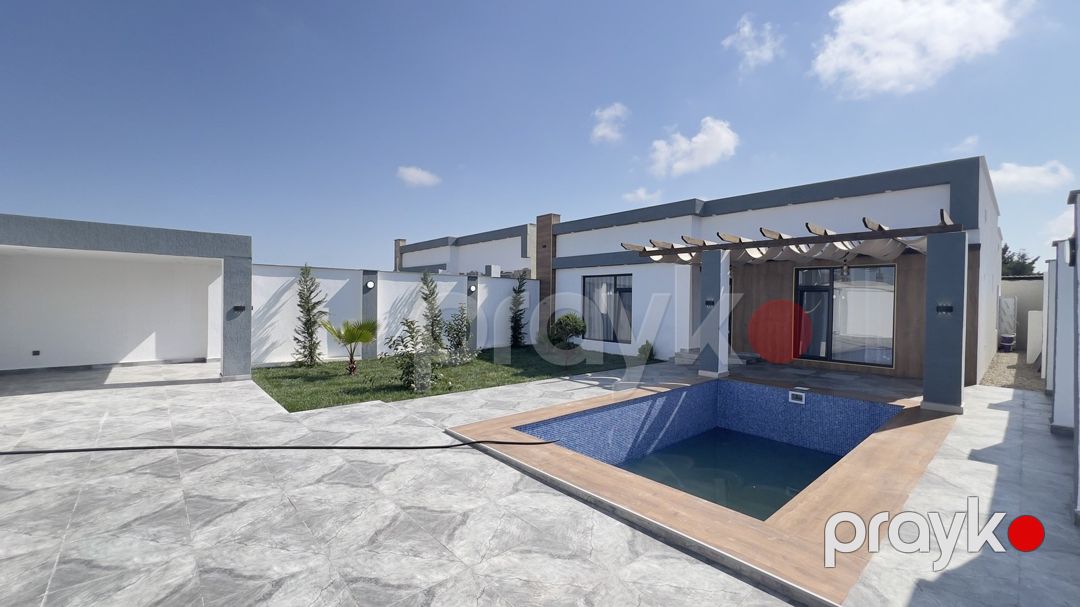 Satılır 4 otaqlı həyət evi/bağ evi 160 m² — Ev, villa, Bakı (2)