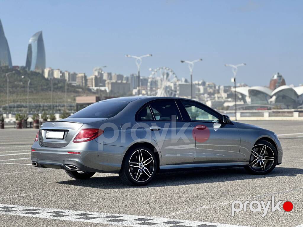 Mercedes E 300, 2.0 L, 2019 il, 150 000 km — Avtomobillər, Bakı (5)