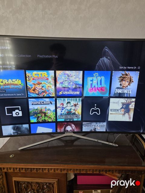 PlayStation 5 fat konsolu nokte cizixsiz hec islenmeyib vaxtim — Bakı