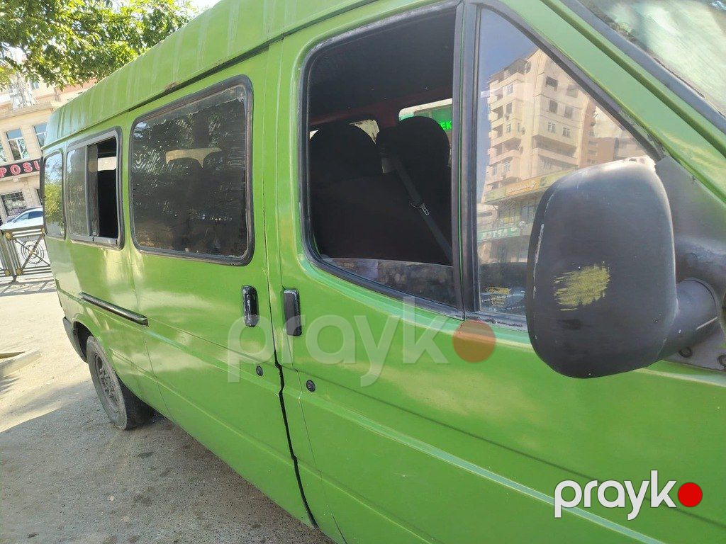 Ford Transit, 2.4 L, 2000 il, 400 800 km — Avtomobillər, Bakı (3)