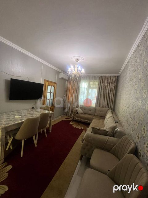 Satılır 2 otaqlı köhnə tikili 45 m² — Bakı