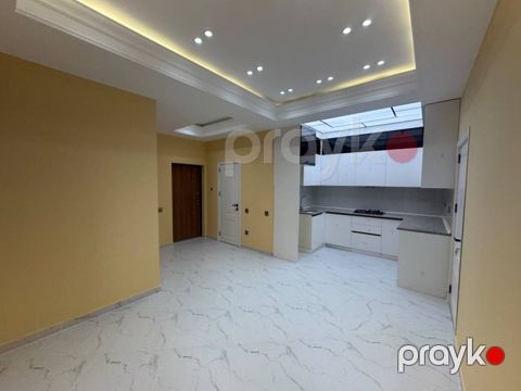 Satılır 3 otaqlı yeni tikili 90 m² — Bakı