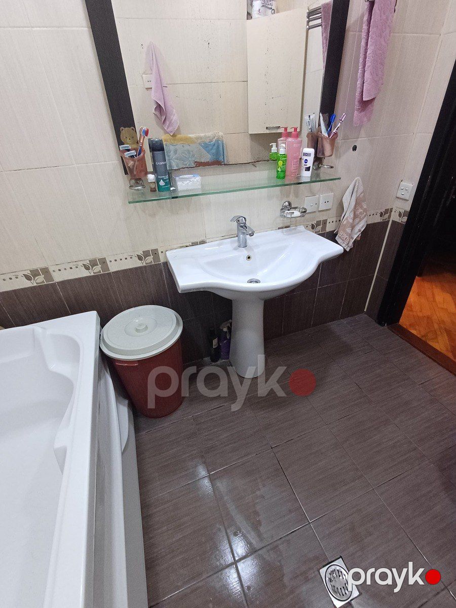 Satılır 3 otaqlı köhnə tikili 70 m² — Mənzil, Bakı (12)