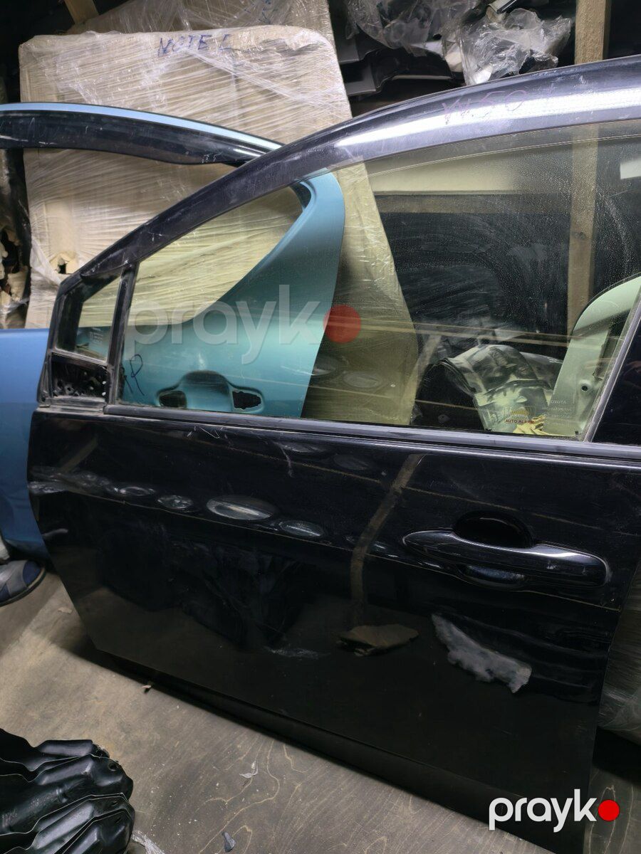 Toyota Prius 50 kuza qapısı — Ehtiyat hissələri və aksesuarlar, Bakı (2)
