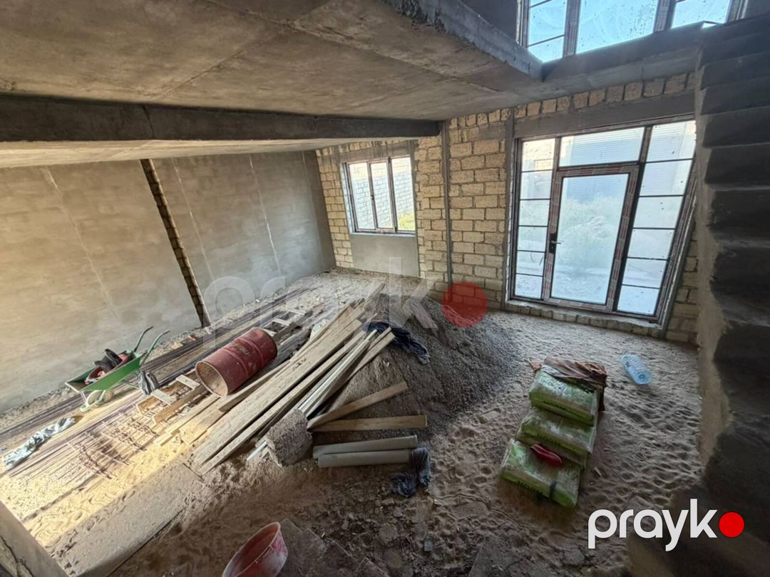 Satılır 4 otaqlı həyət evi/bağ evi 230 m² — Ev, villa, Bakı (9)