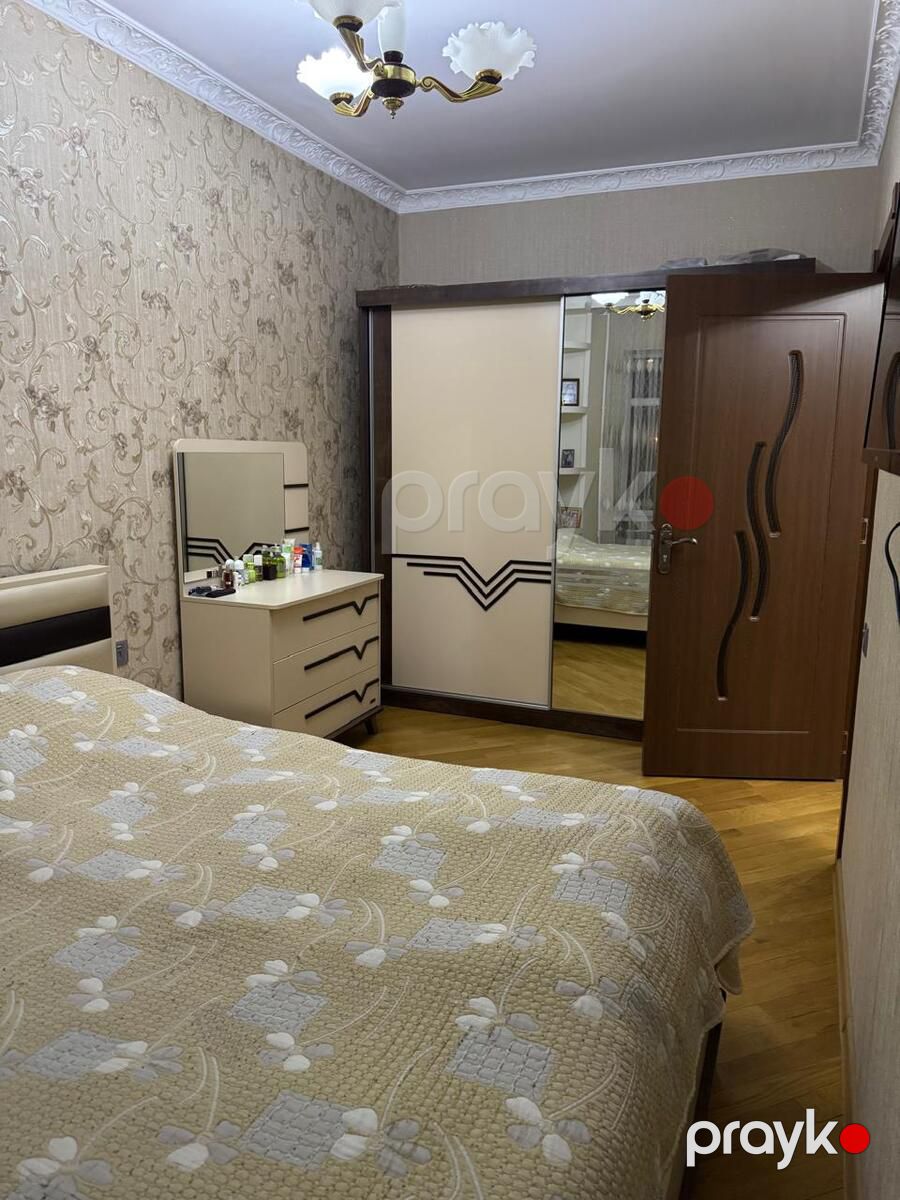 Satılır 4 otaqlı köhnə tikili 100 m² — Mənzil, Bakı (5)