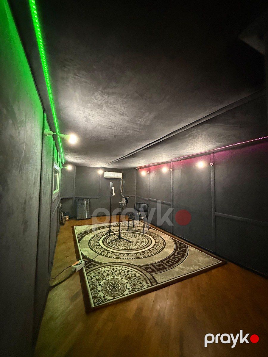 Satılır 6 otaqlı köhnə tikili 240 m² — Mənzil, Bakı (11)