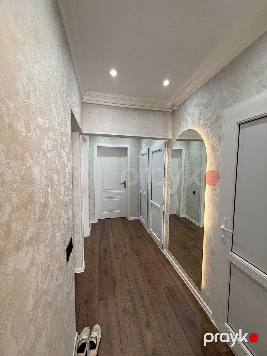 Satılır 2 otaqlı köhnə tikili 65 m² — Mənzil, Bakı (6)