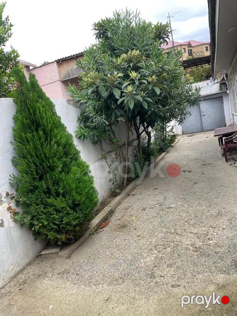 Satılır 3 otaqlı həyət evi/bağ evi 100 m² — Bakı