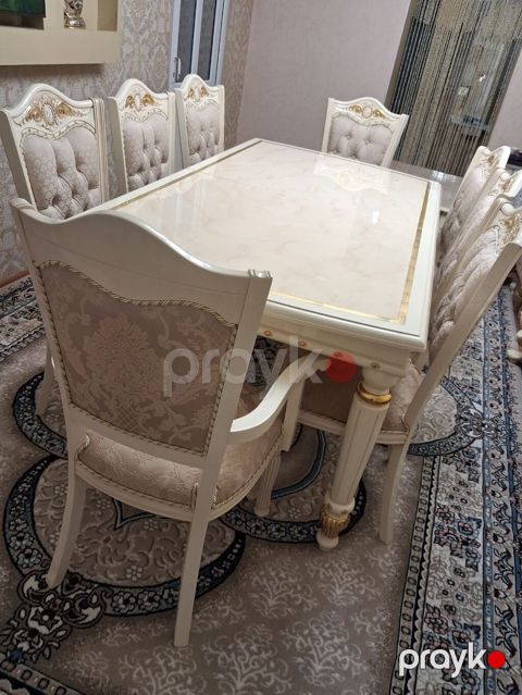 Masa dəsti 8 stulla 750₼. Masa açılır. Ünvan Sumqayıt (79997) Mehi — Bakı