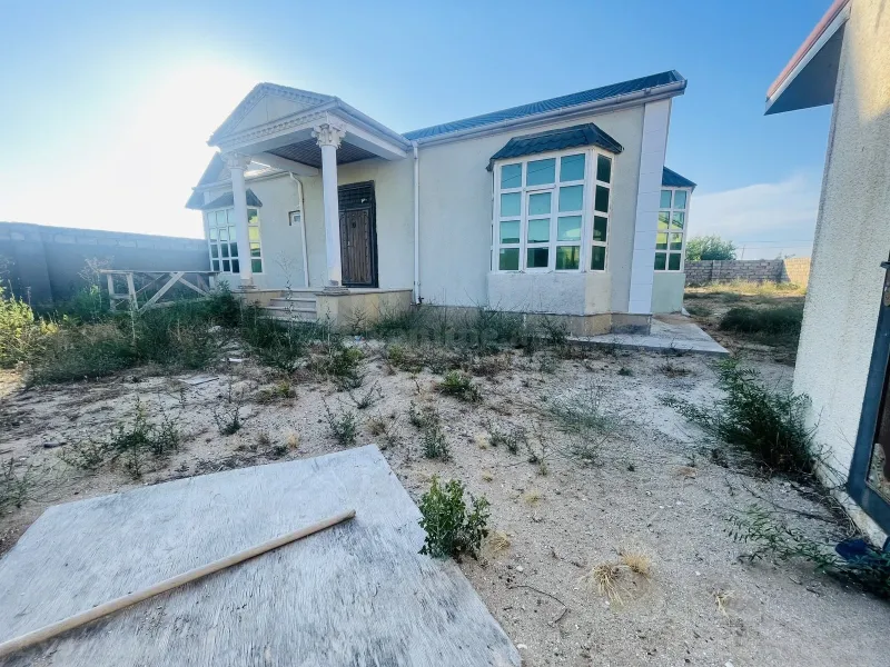 Satılır 4 otaqlı Həyət evi 110 m² Bakı, Xəzər r., Qala — Bakı