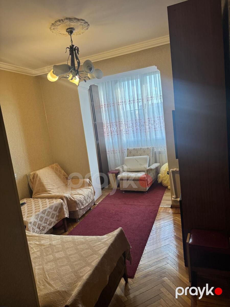 Satılır 4 otaqlı köhnə tikili 100 m² — Mənzil, Bakı (2)