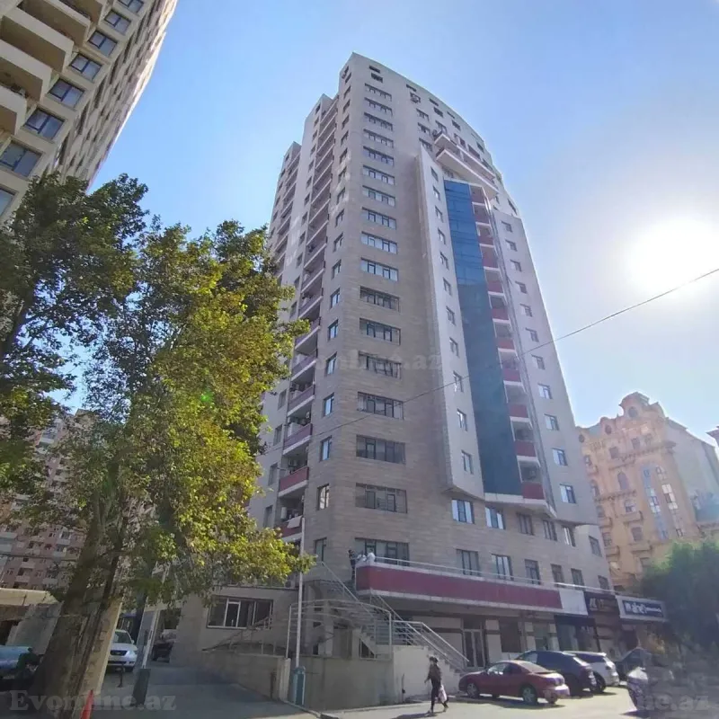 Satılır 3 otaqlı Mənzil Yeni tikili 145 m² Bakı, Nəsimi r — Bakı