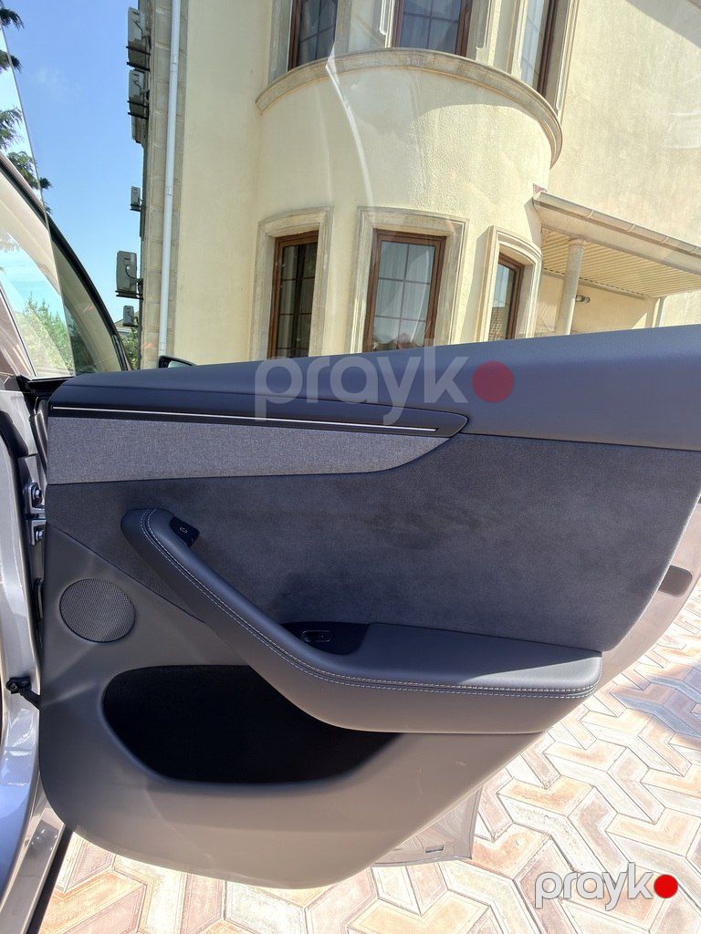 Tesla Model Y, 75 kWh, 2025 il, 3 790 km — Avtomobillər, Bakı (11)