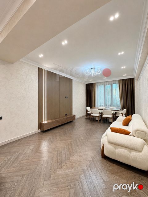 Satılır 3 otaqlı yeni tikili 141 m² — Bakı