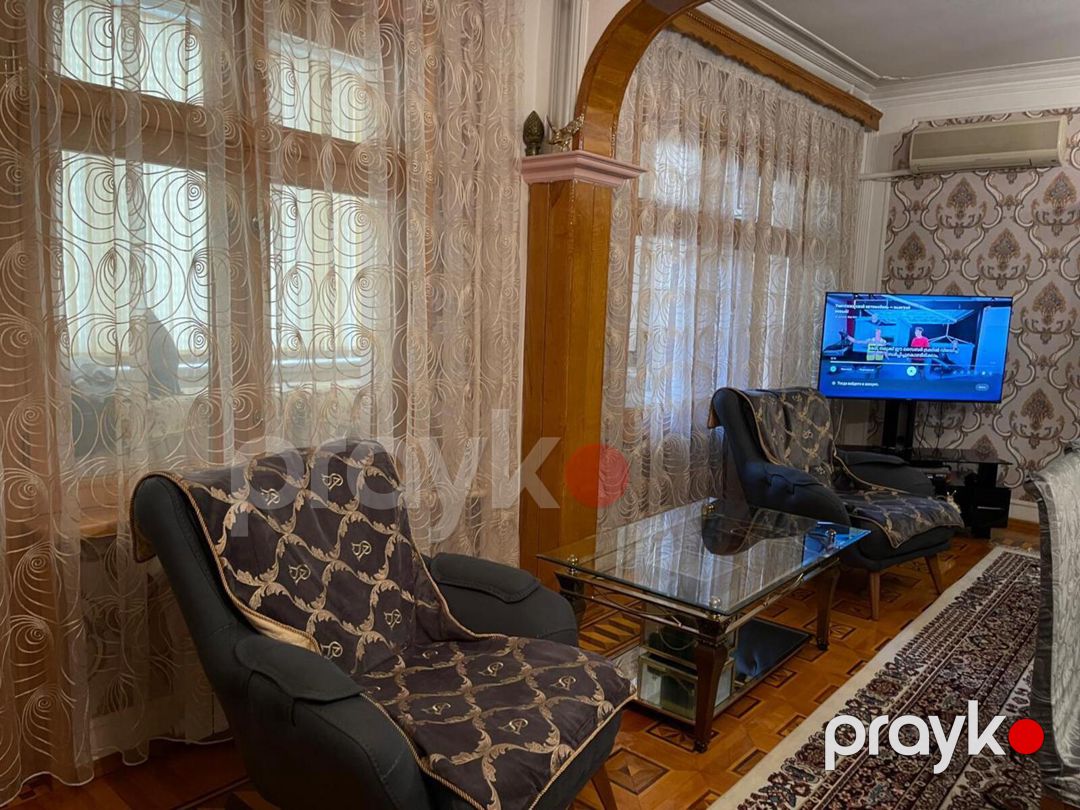Satılır 4 otaqlı köhnə tikili 120 m² — Mənzil, Bakı (2)