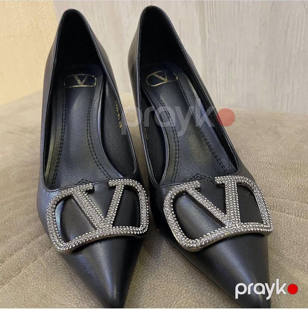 Valentino markası lux kopya ayaqqabı. İçi ortapedik yumşaq olduğu üçün — Tufl, Bakı (4)