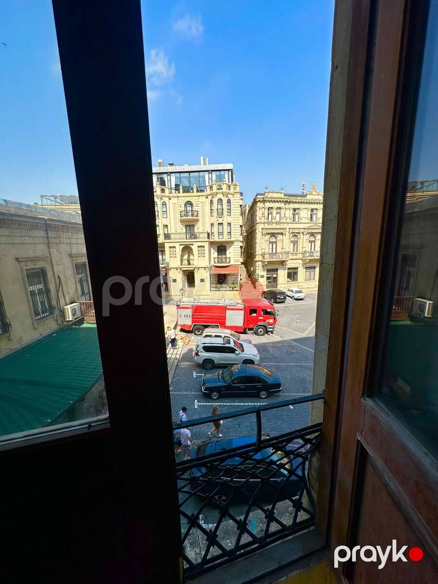 Satılır 1 otaqlı köhnə tikili 40 m² — Mənzil, Bakı (7)