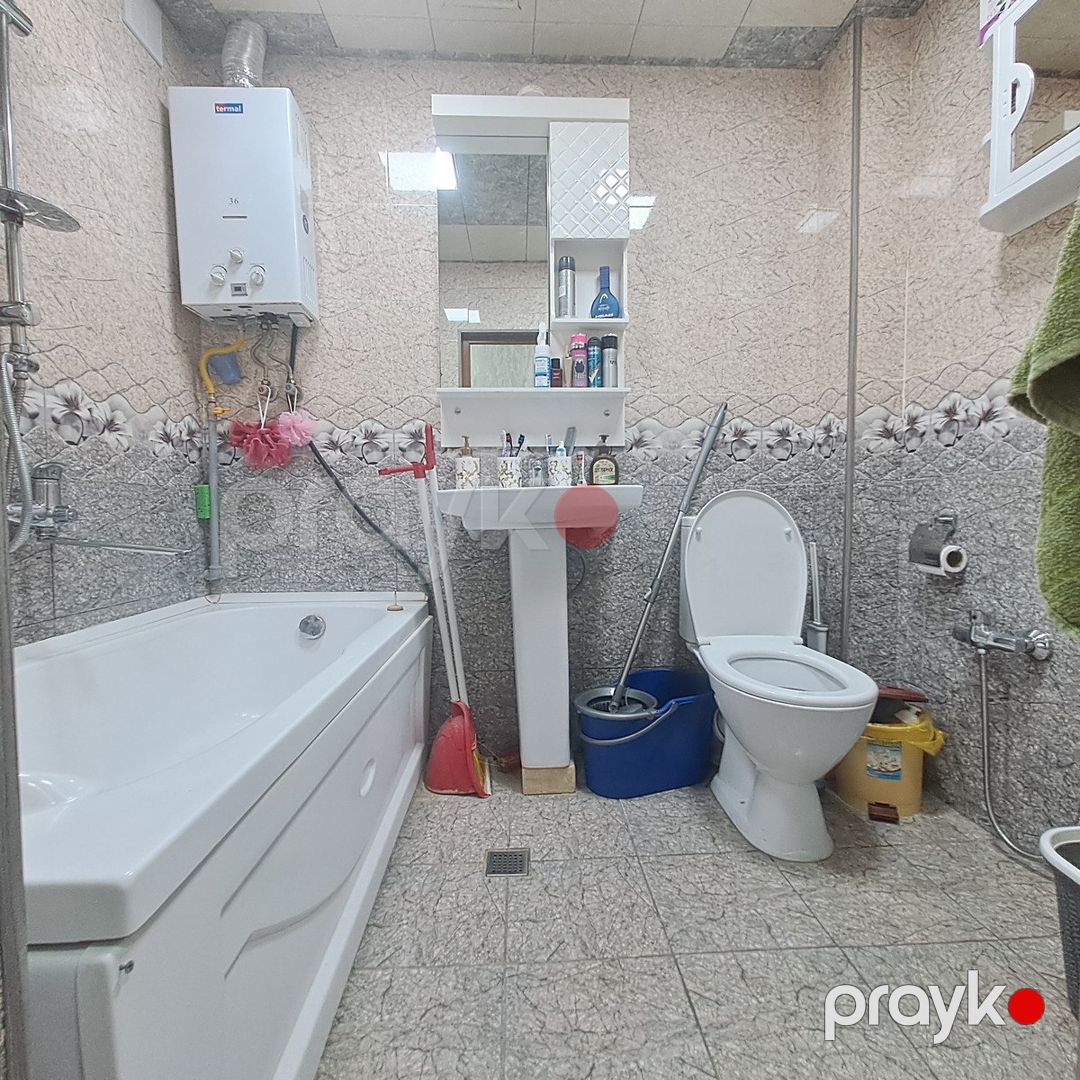 Satılır 2 otaqlı köhnə tikili 60 m² — Mənzil, Bakı (10)