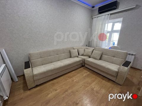 Endirim. Kunc divan satilir. Acilir baza var. Temizdir. Qiymet — Bakı