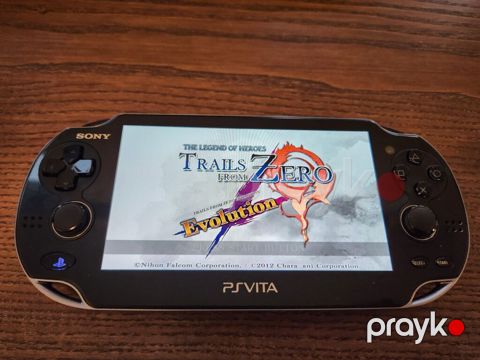 Ps vita qara qirilip istenilen oyun yuklene biler — Bakı
