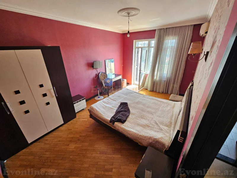 Kirayə verilir 3 otaqlı Mənzil Köhnə tikili 65 m² Bakı, Binəqədi r., Azadlıq prospekti m., 7-ci mikrorayon — Mənzil, Bakı (4)