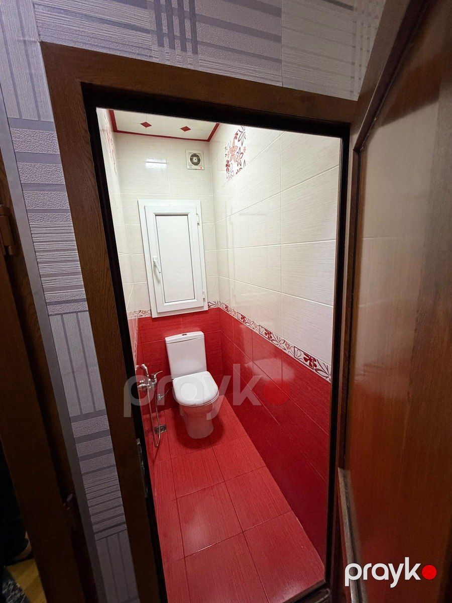 Satılır 2 otaqlı köhnə tikili 55 m² — Mənzil, Bakı (12)