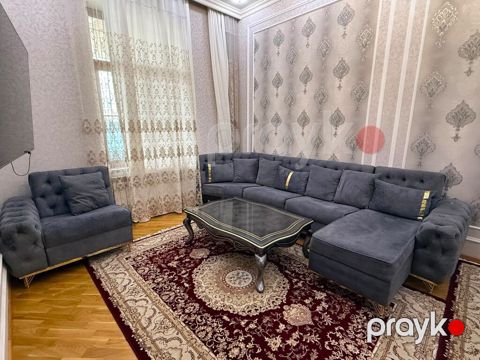 *divan satilir* *qiyməti 500₼* *ūnvan Ramani z⁹⁰kod5129* — Bakı