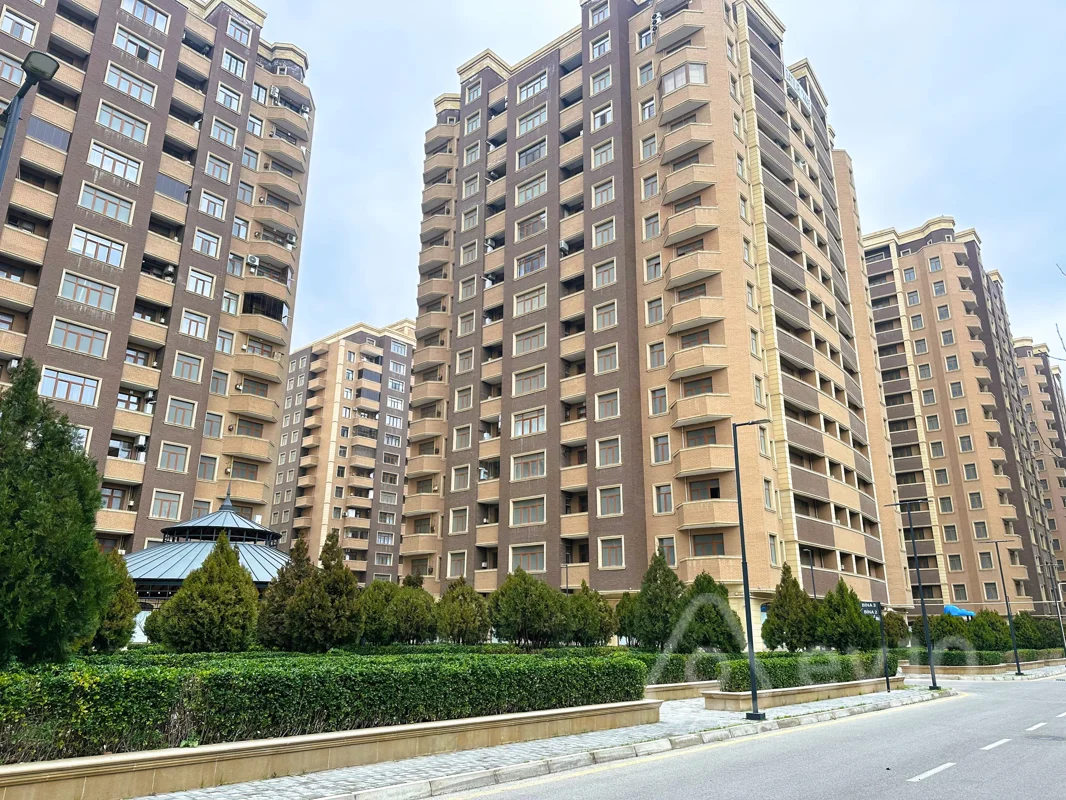 2 otaqlı mənzil, 108 m², 28may metrosunun yaxınlığı — Bakı
