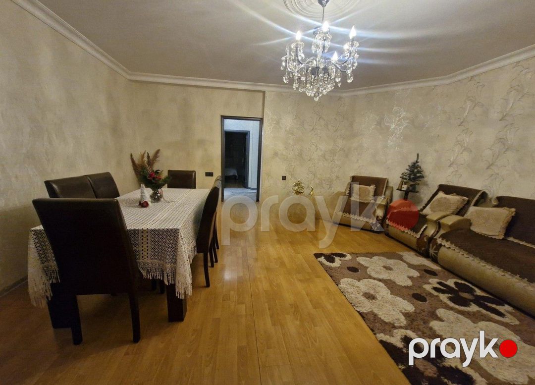 Satılır 4 otaqlı köhnə tikili 118 m² — Mənzil, Bakı (2)