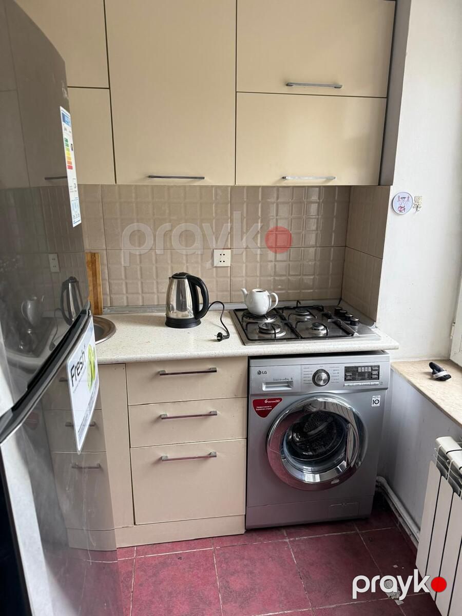 Satılır 1 otaqlı köhnə tikili 40 m² — Mənzil, Bakı (3)