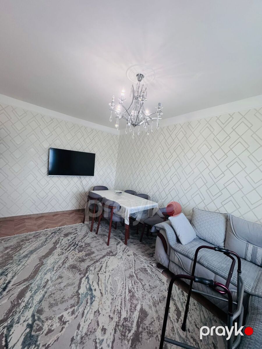 Satılır 4 otaqlı köhnə tikili 105 m² — Mənzil, Bakı (2)