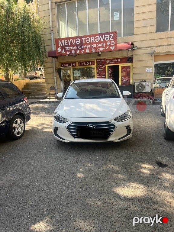 Hyundai Avante, 1.6 L, 2015 il, 247 000 km — Avtomobillər, Bakı (11)