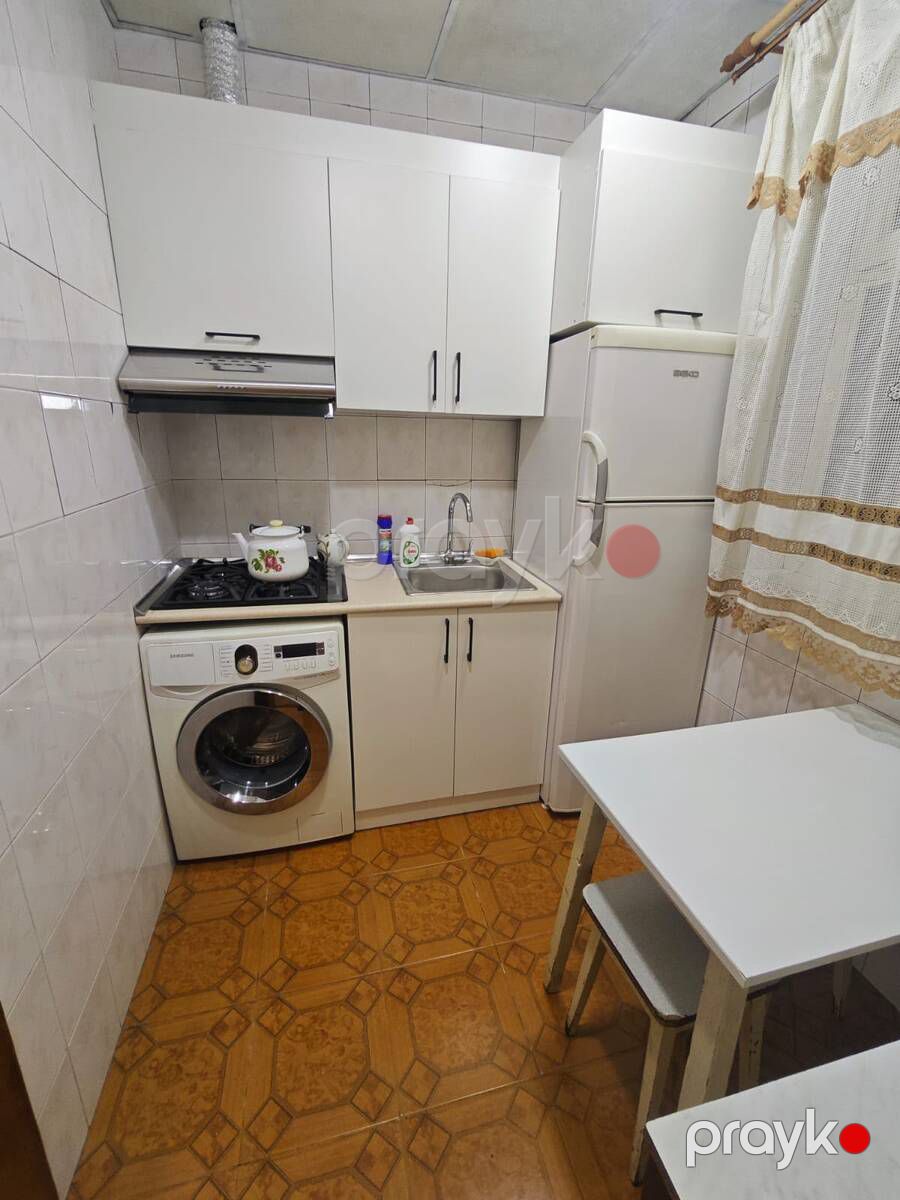 Satılır 2 otaqlı köhnə tikili 43 m² — Mənzil, Bakı (4)