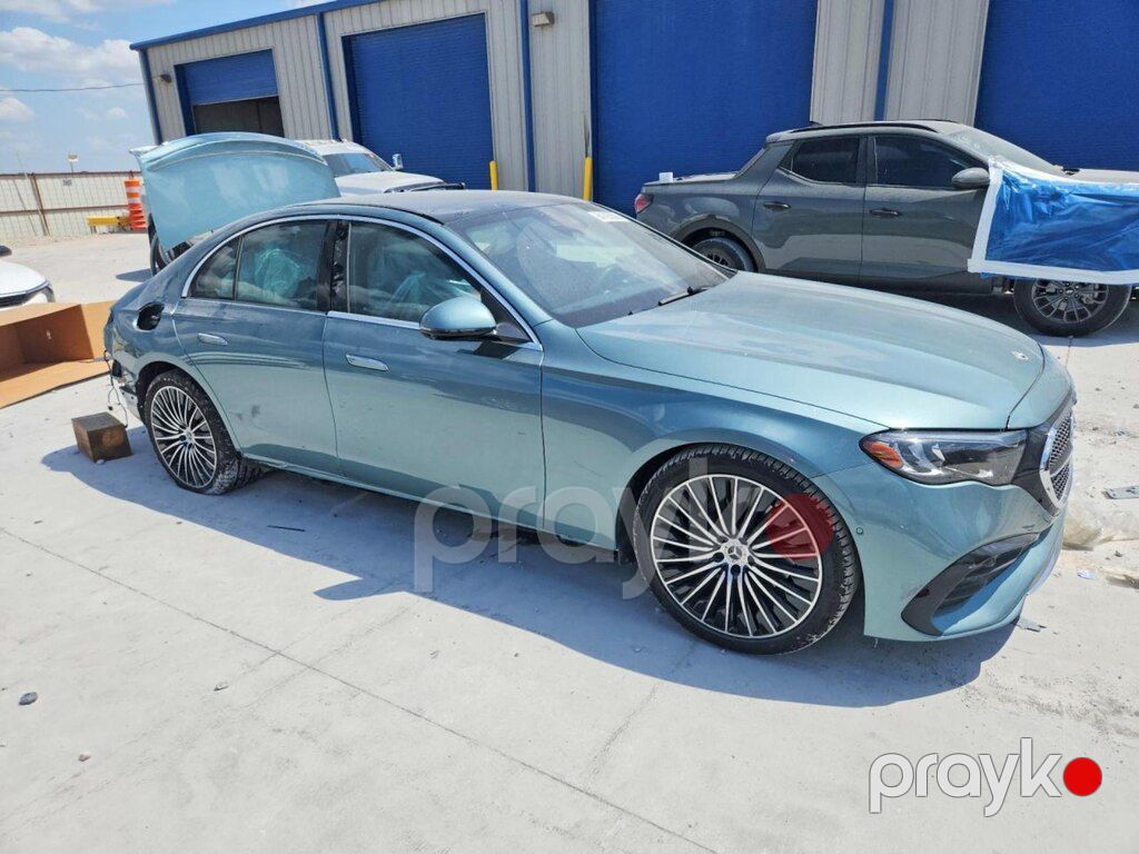 Mercedes E 300, 2.0 L, 2024 il, 21 678 km — Avtomobillər (3)
