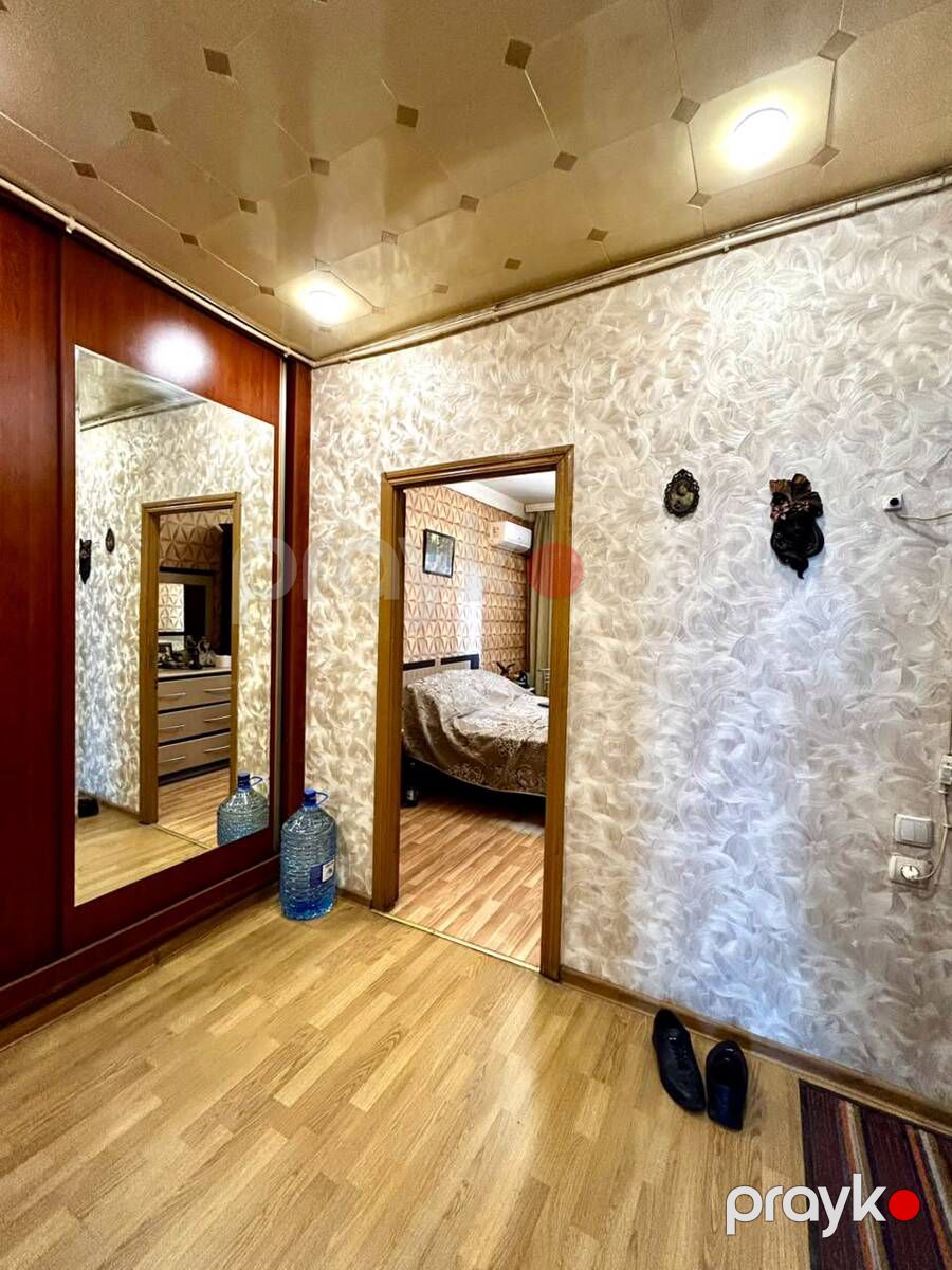 Satılır 2 otaqlı köhnə tikili 65 m² — Mənzil, Bakı (6)