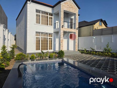 Satılır 5 otaqlı həyət evi/bağ evi 180 m² — Bakı