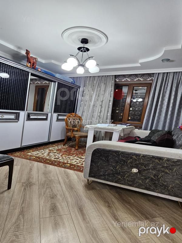 Satılır 6 otaqlı Bina evi menzil (Köhnə tikili), 105 m², 10-cu mikrorayon — Mənzil, Sumqayıt (8)