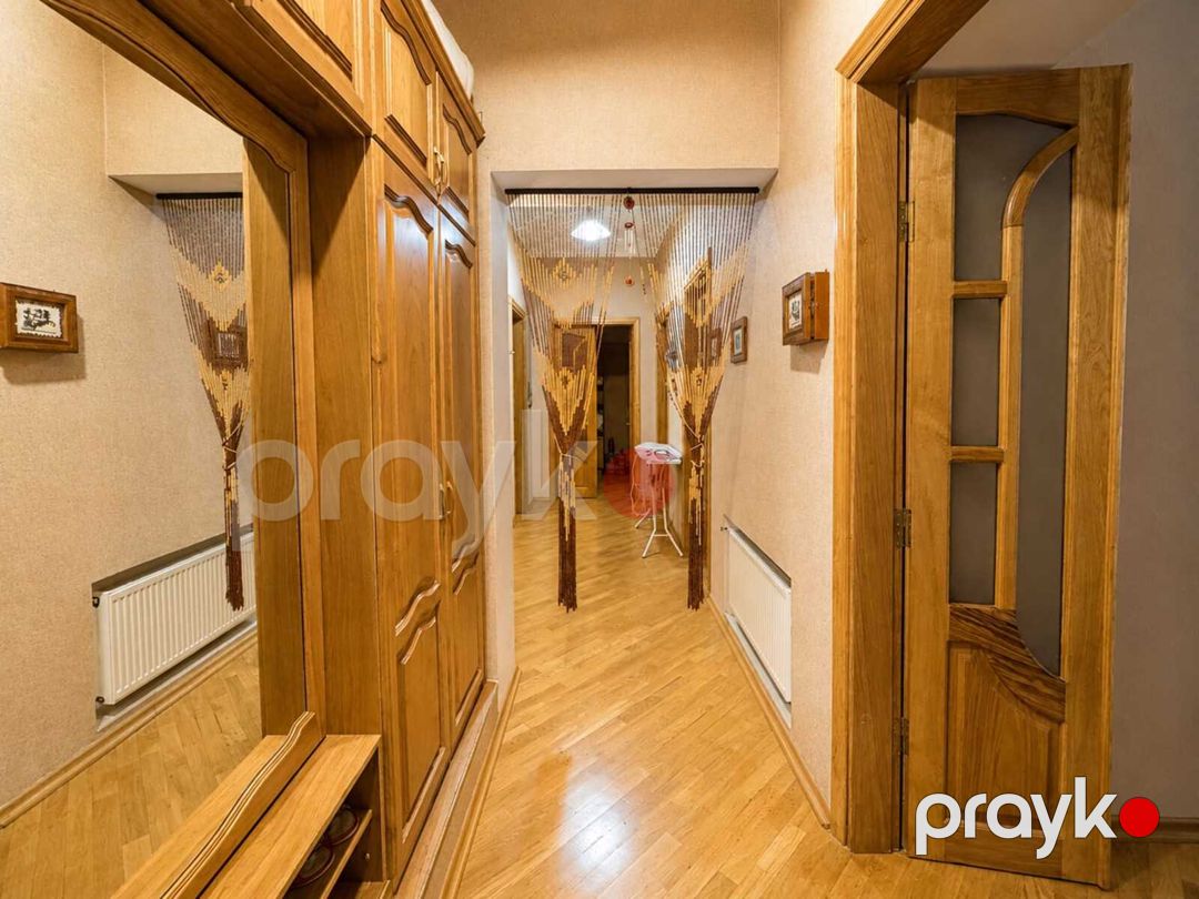 Satılır 4 otaqlı köhnə tikili 126 m² — Mənzil, Bakı (9)